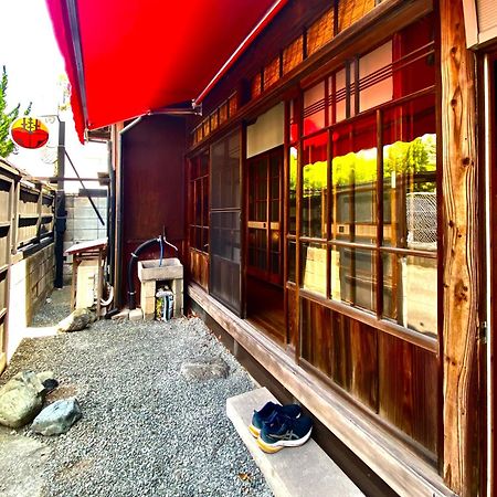 Okiya Guest House & Tapas Bar Kiryu Buitenkant foto